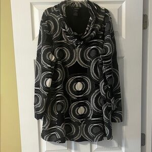 Ali Miles Black and Gray Textured Sweater